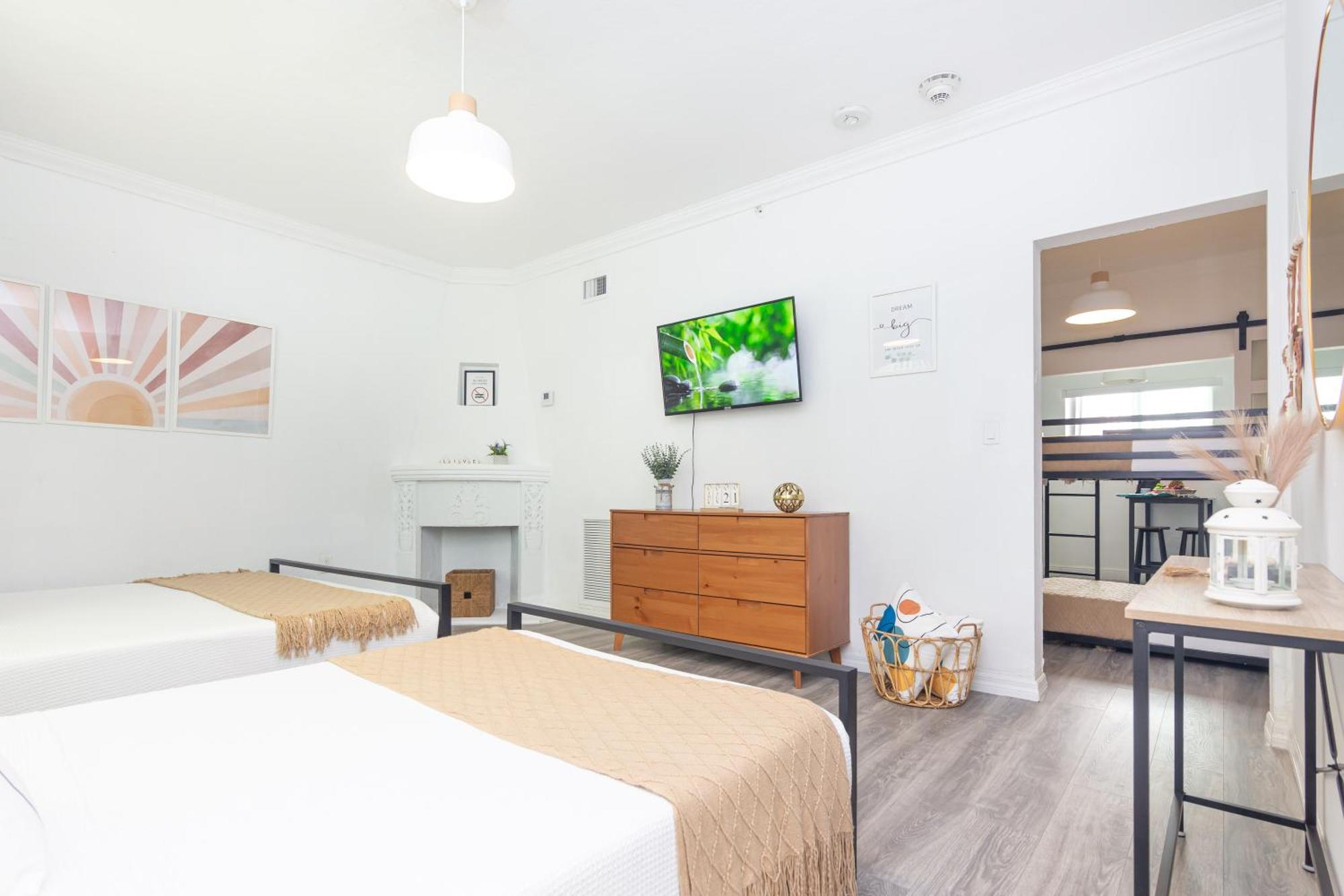 West Deco Aparthotel Miami Beach Room photo