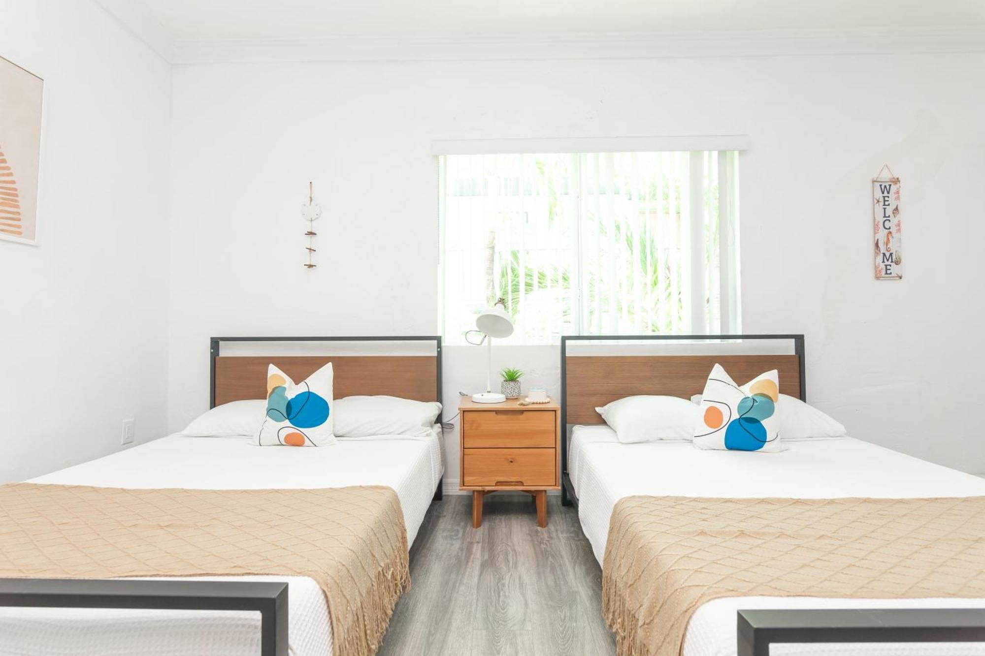 West Deco Aparthotel Miami Beach Room photo