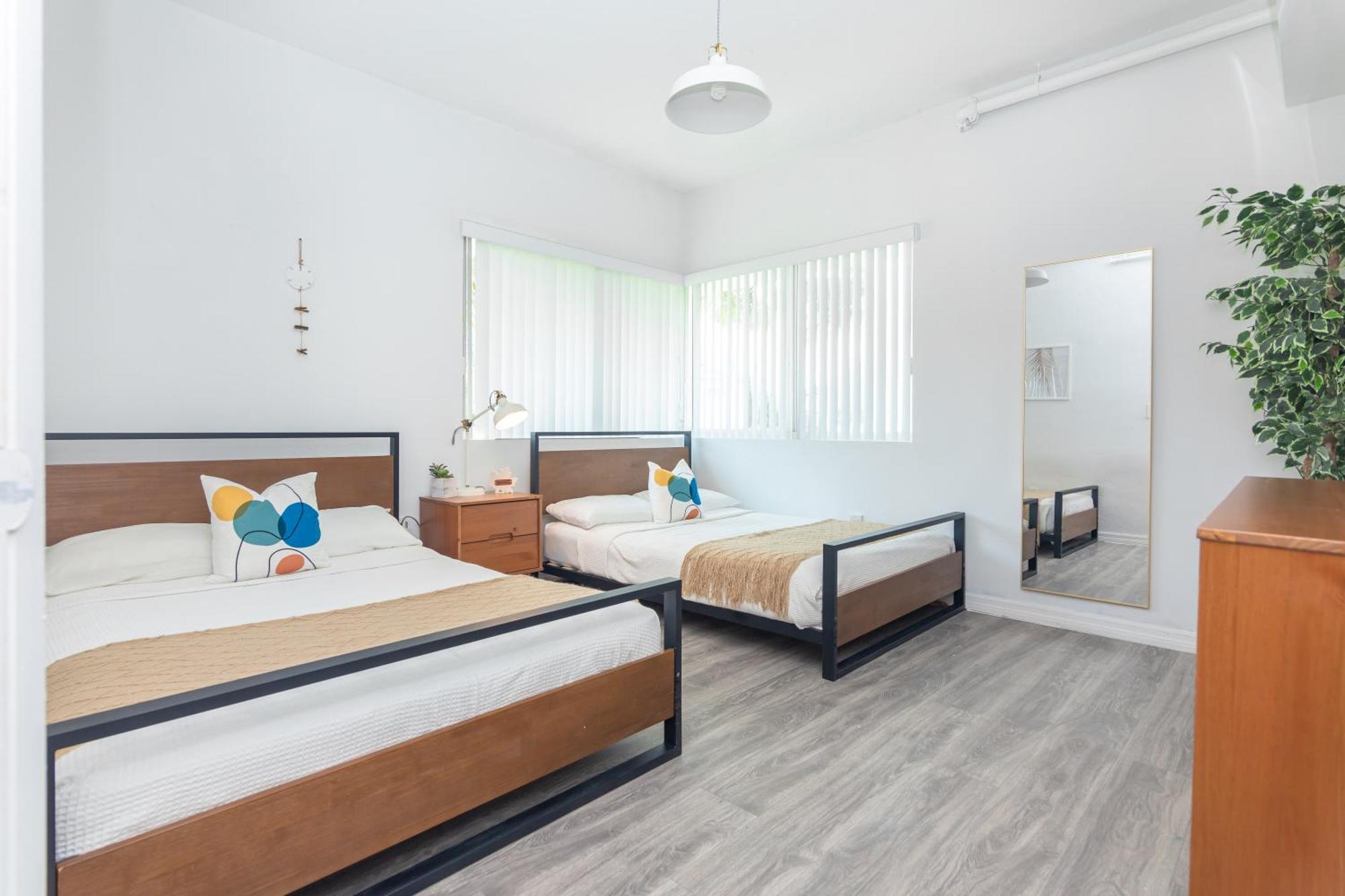 West Deco Aparthotel Miami Beach Exterior photo